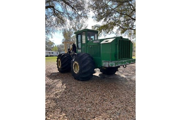 John Deere Track Feller Buncher